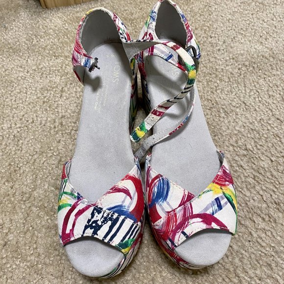 Toms Wedge Sandals - Picture 2 of 8